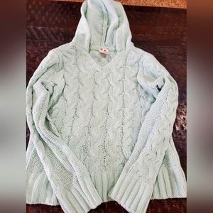 Girls pullover sweater